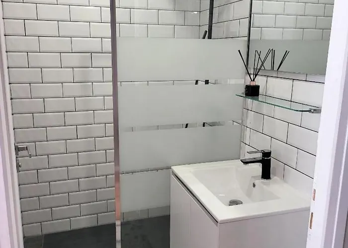 דירה La Petite Reine Et Son Parking אטרטאט