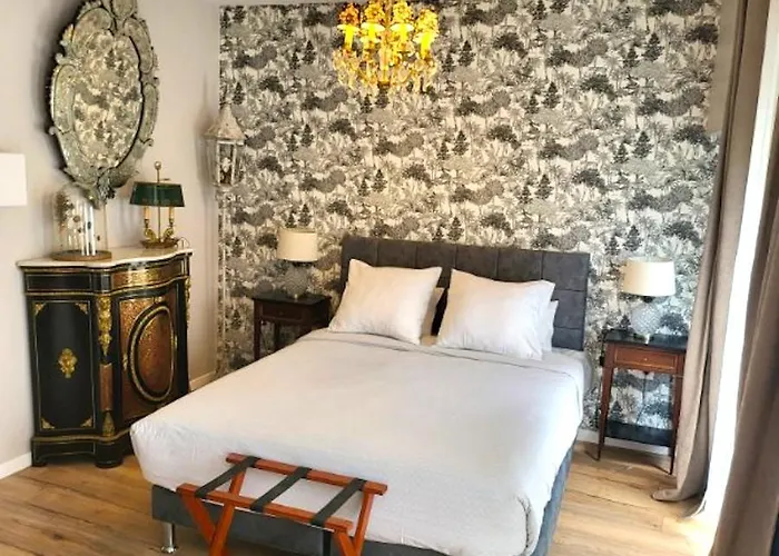 La Petite Reine Et Son Parking