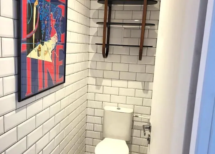 La Petite Reine Et Son Parking